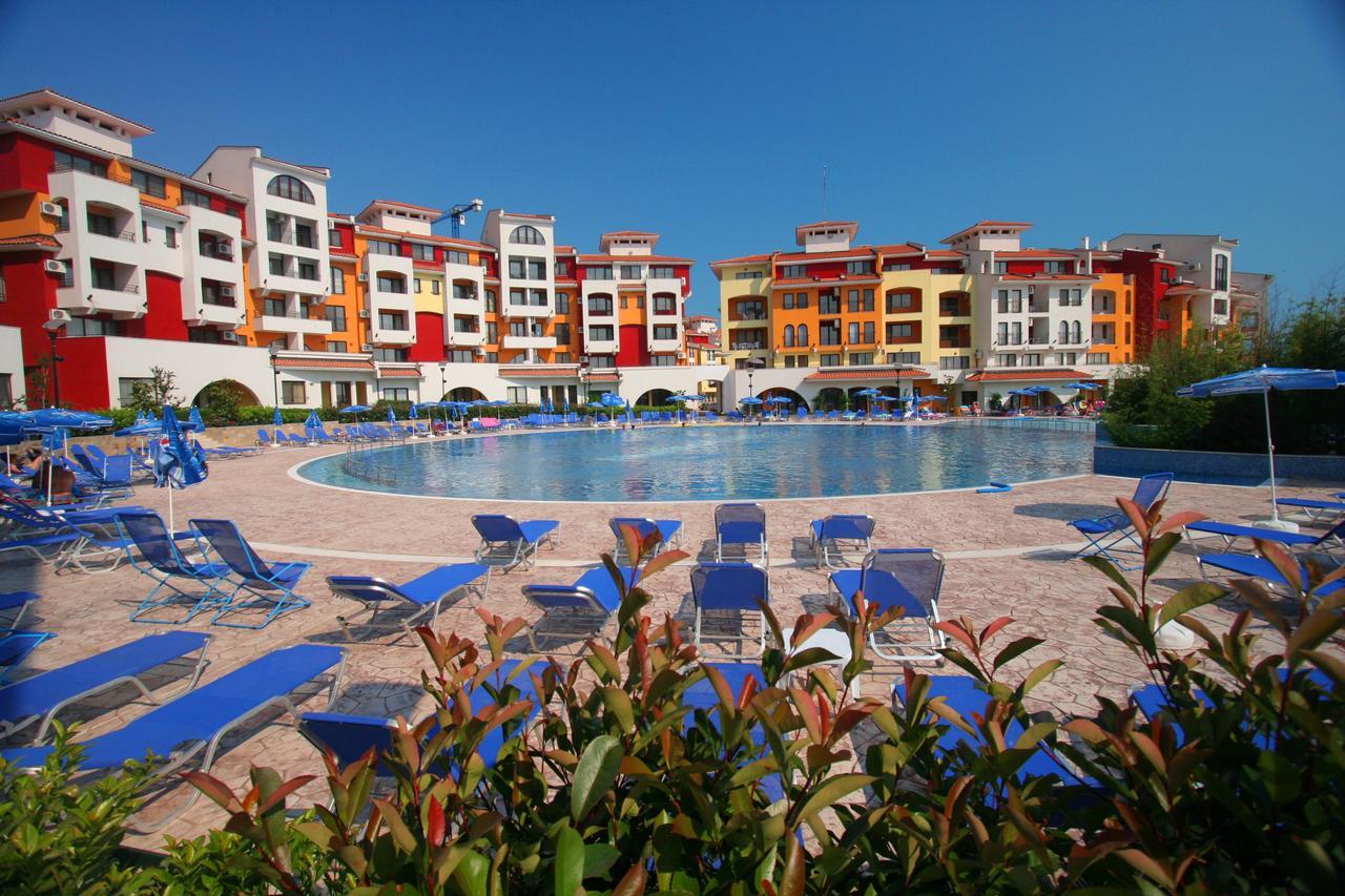 Menada Apartments In Marina Cape Равда Экстерьер фото